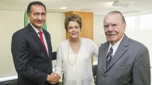 Brasília - Presidenta Dilma Rousseff durante assinatura do Decreto que regulamenta a Zona Franca Verde no Palácio do Planalto (Roberto Stuckert Filho/PR)