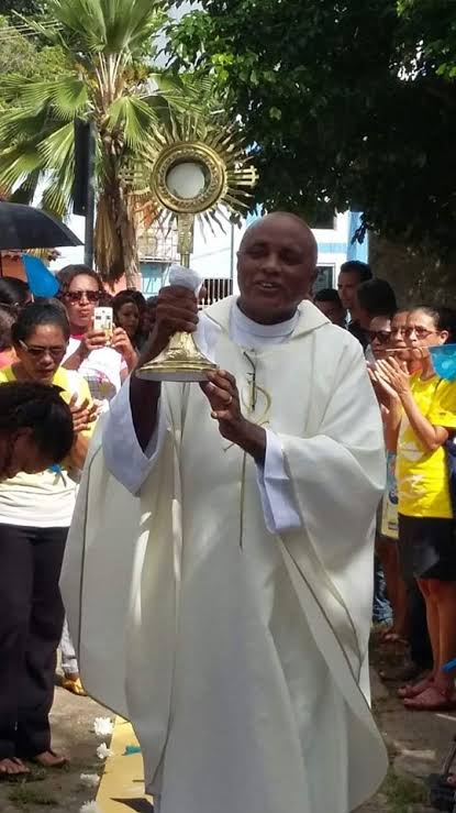 Morre o Padre Braulio Ayres da Arquidiocese de São Luís | Diego Emir